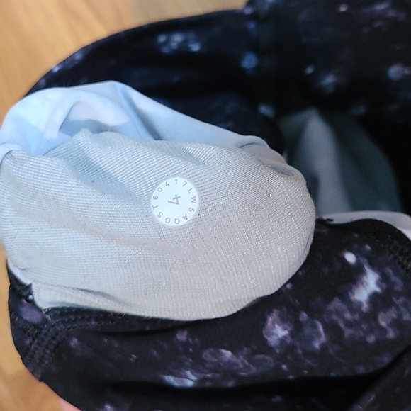 Lululemon Ombre leggings - Picture 3 of 3